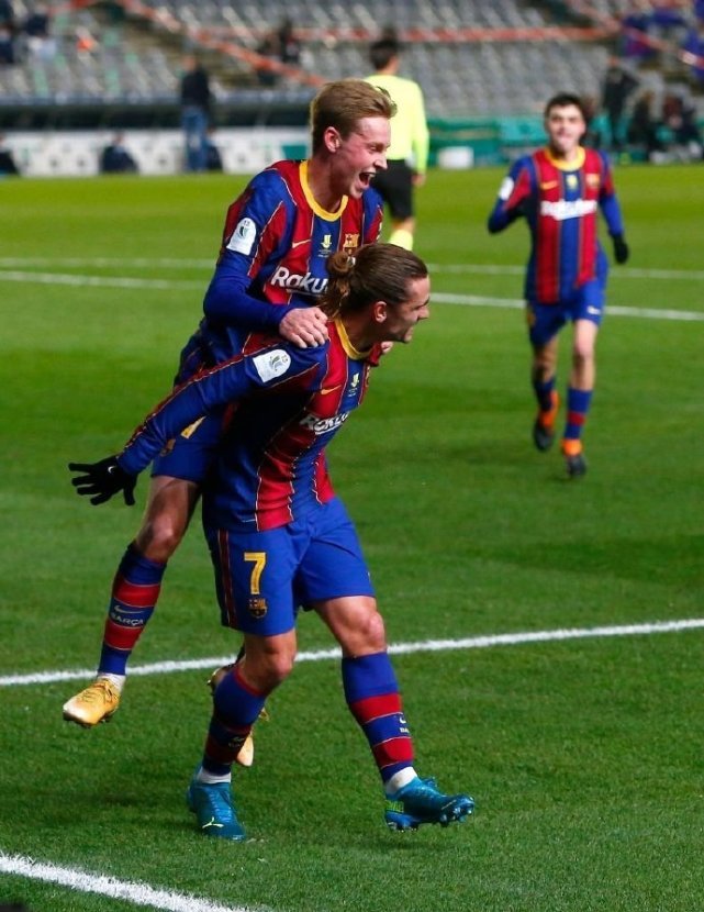 姆巴佩西甲第15轮狂轰3球，助皇马3-0胜毕巴，状态惊人，成为当世足坛第一人。